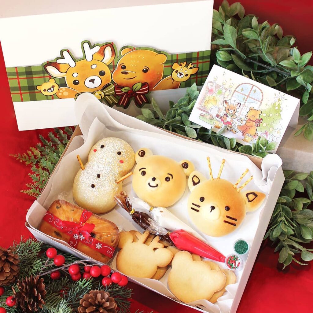 Okayama Kobo・パン屋・クリスマスのキャラクターの形をしたパン