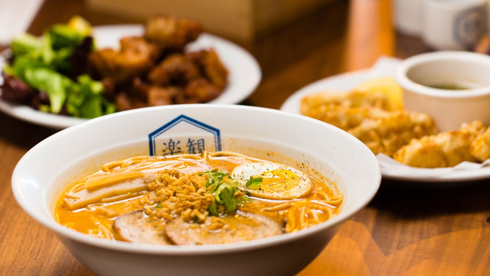 楽観ラーメン・ラーメン・唐揚げ・餃子