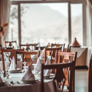 オープン前のレストランの店内